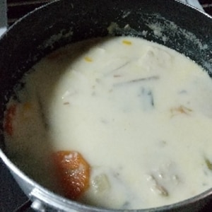玉ねぎとしめじの豆乳スープ